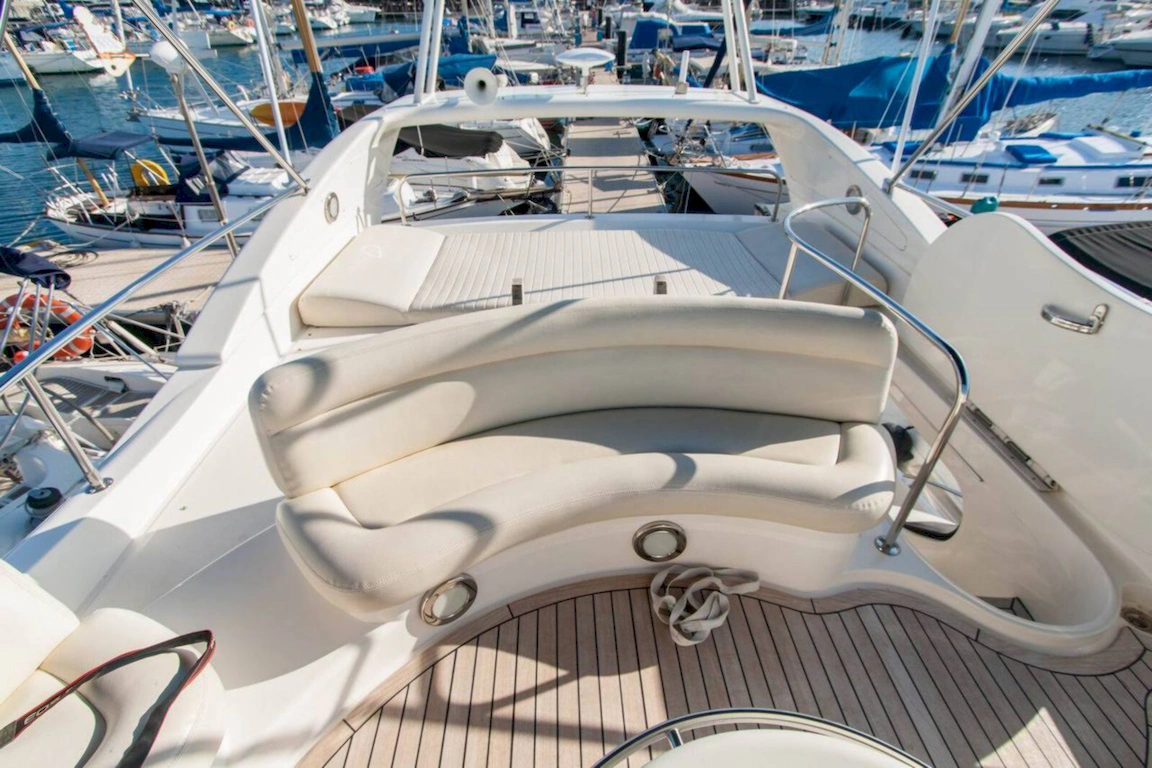 Яхта Azimut 46 image- 5